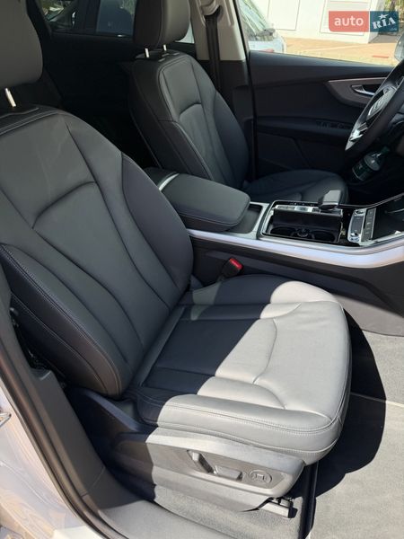 Позашляховик / Кросовер Audi Q7 2025 в Дніпрі