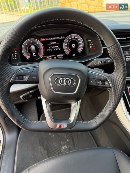 Позашляховик / Кросовер Audi Q7 2025 в Дніпрі