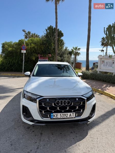 Позашляховик / Кросовер Audi Q7 2025 в Дніпрі