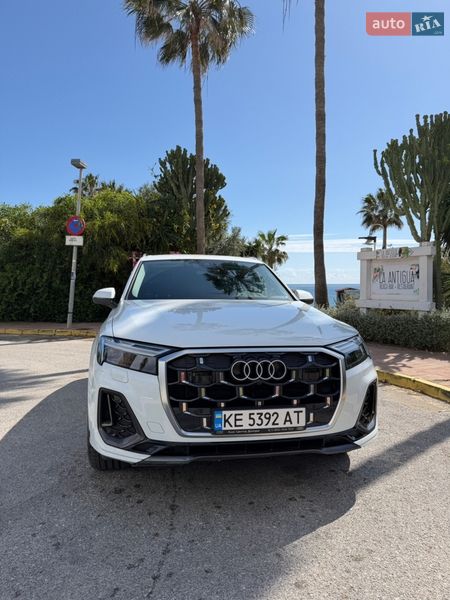 Позашляховик / Кросовер Audi Q7 2025 в Дніпрі