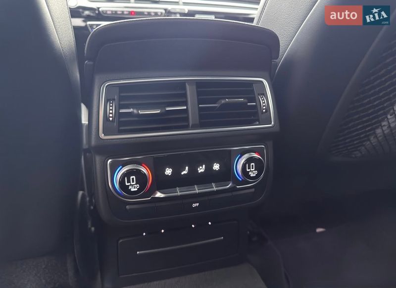 Внедорожник / Кроссовер Audi Q7 2017 в Виннице