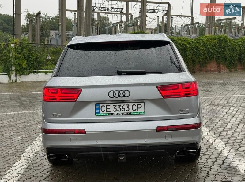Внедорожник / Кроссовер Audi Q7 2017 в Виннице