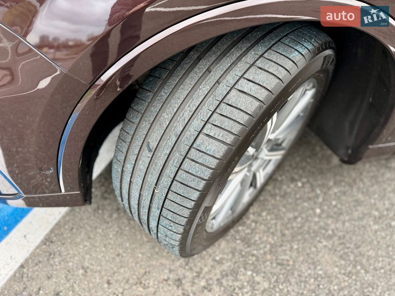 Внедорожник / Кроссовер Audi Q7 2022 в Киеве