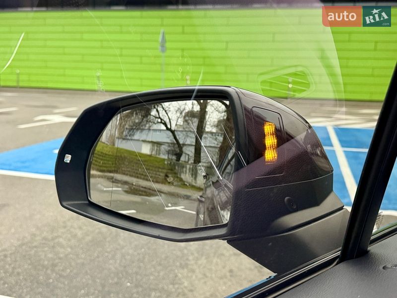 Внедорожник / Кроссовер Audi Q7 2022 в Киеве