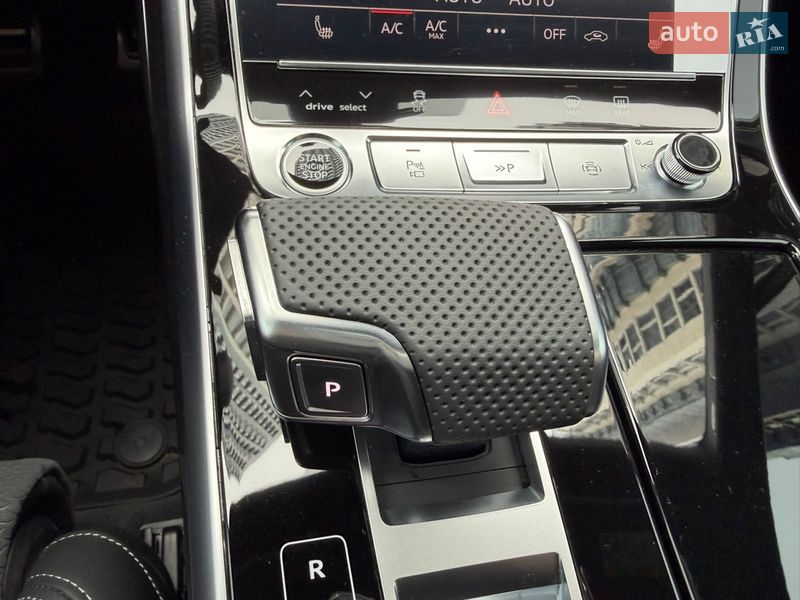 Внедорожник / Кроссовер Audi Q7 2024 в Киеве