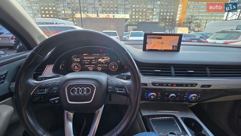 Позашляховик / Кросовер Audi Q7 2017 в Львові
