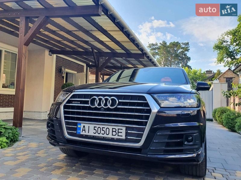 Внедорожник / Кроссовер Audi Q7 2018 в Ирпене