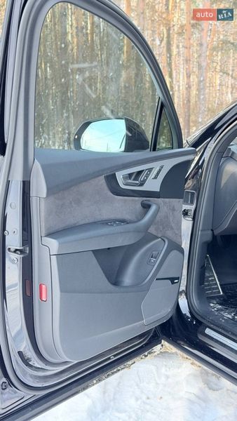 Внедорожник / Кроссовер Audi Q7 2018 в Ирпене