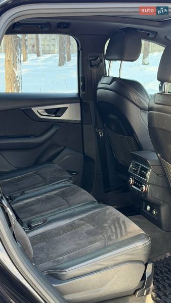 Внедорожник / Кроссовер Audi Q7 2018 в Ирпене