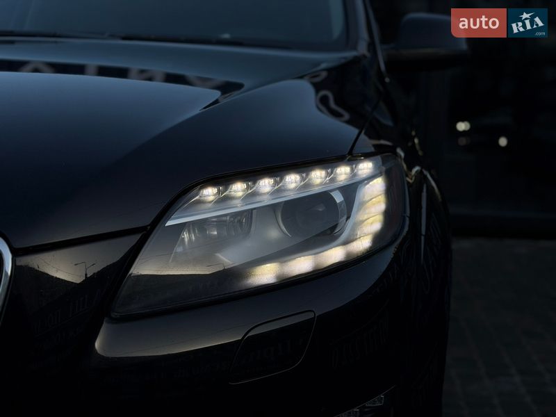 Внедорожник / Кроссовер Audi Q7 2015 в Тернополе