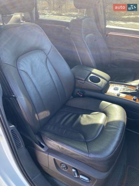 Позашляховик / Кросовер Audi Q7 2014 в Борисполі