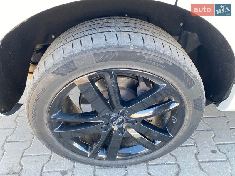 Позашляховик / Кросовер Audi Q7 2014 в Борисполі