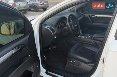 Внедорожник / Кроссовер Audi Q7 2015 в Первомайске