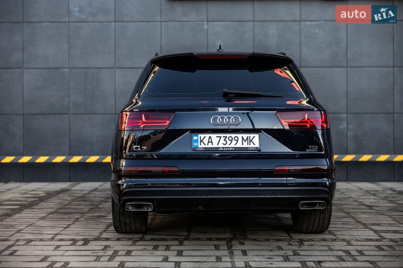 Внедорожник / Кроссовер Audi Q7 2016 в Житомире