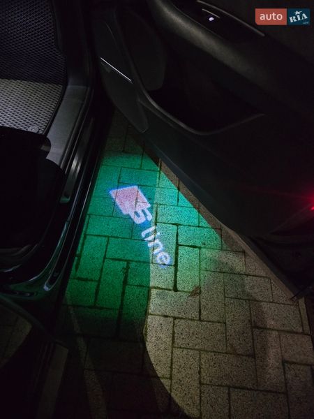 Внедорожник / Кроссовер Audi Q7 2016 в Киеве