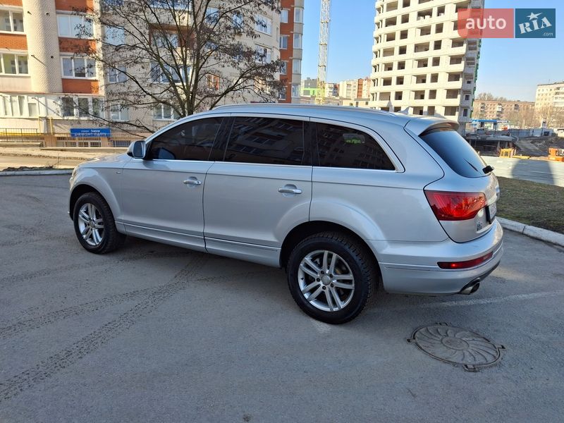 Внедорожник / Кроссовер Audi Q7 2013 в Тернополе