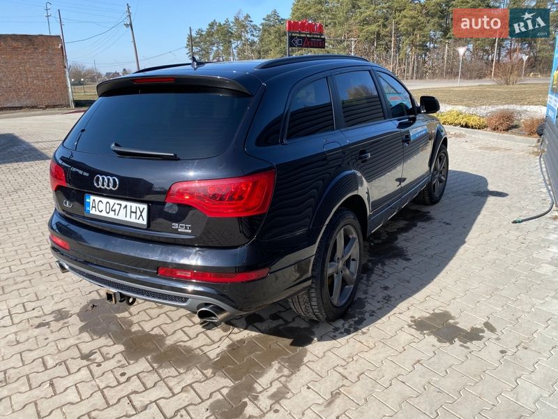 Позашляховик / Кросовер Audi Q7 2014 в Торчині
