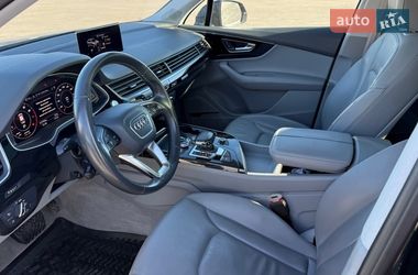 Позашляховик / Кросовер Audi Q7 2016 в Києві