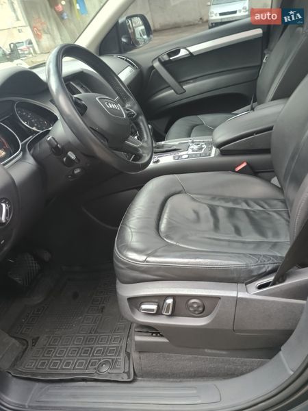 Позашляховик / Кросовер Audi Q7 2015 в Києві