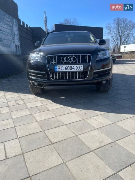 Позашляховик / Кросовер Audi Q7 2015 в Рудки