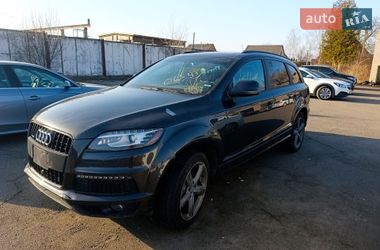 Позашляховик / Кросовер Audi Q7 2015 в Луцьку