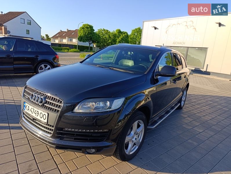 Позашляховик / Кросовер Audi Q7 2008 в Києві