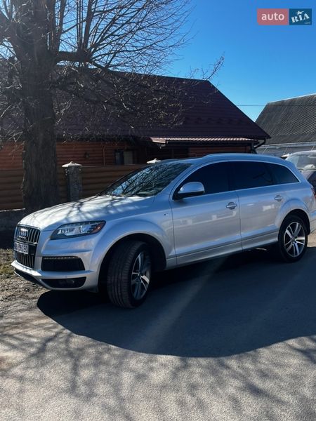 Внедорожник / Кроссовер Audi Q7 2014 в Липовце