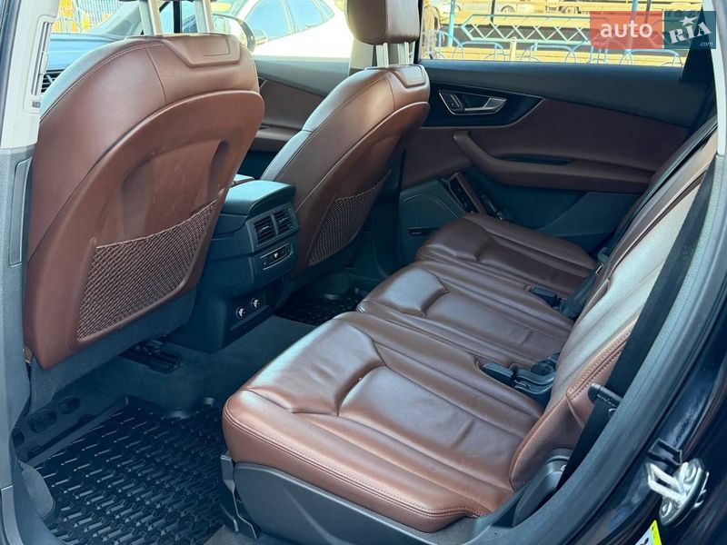 Позашляховик / Кросовер Audi Q7 2018 в Києві