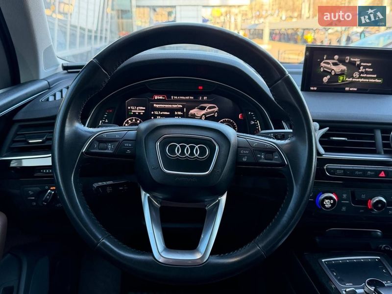 Позашляховик / Кросовер Audi Q7 2018 в Києві