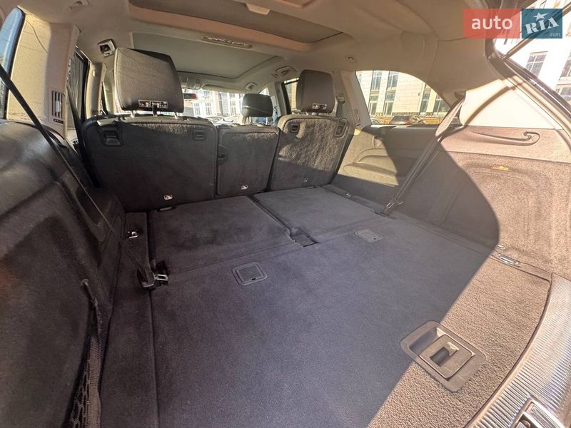 Внедорожник / Кроссовер Audi Q7 2014 в Киеве