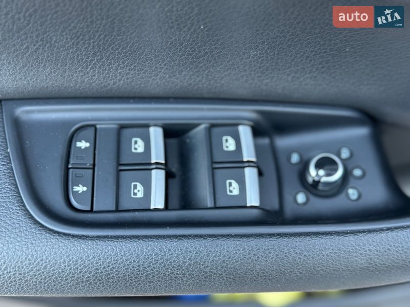 Позашляховик / Кросовер Audi Q7 2017 в Житомирі