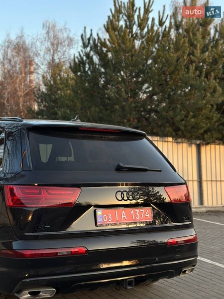 Внедорожник / Кроссовер Audi Q7 2017 в Луцке