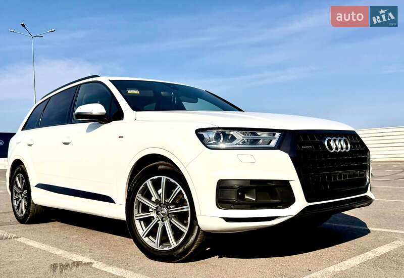Audi Q7 2016