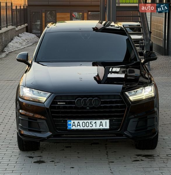 Внедорожник / Кроссовер Audi Q7 2017 в Белой Церкви