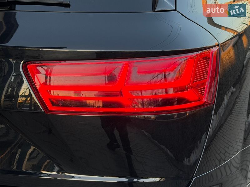 Внедорожник / Кроссовер Audi Q7 2017 в Белой Церкви