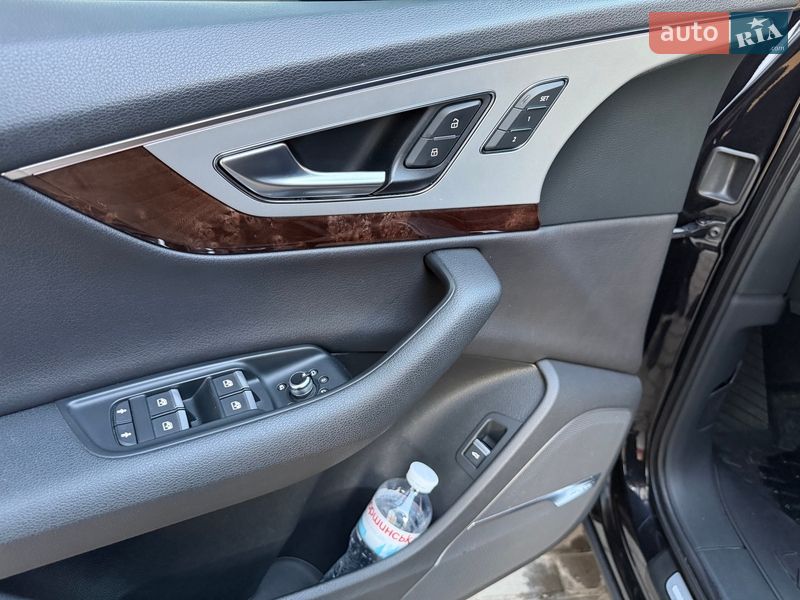 Внедорожник / Кроссовер Audi Q7 2017 в Белой Церкви