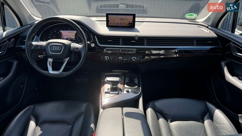 Внедорожник / Кроссовер Audi Q7 2017 в Киеве