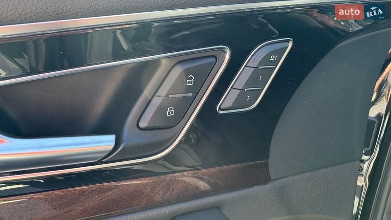Внедорожник / Кроссовер Audi Q7 2017 в Киеве