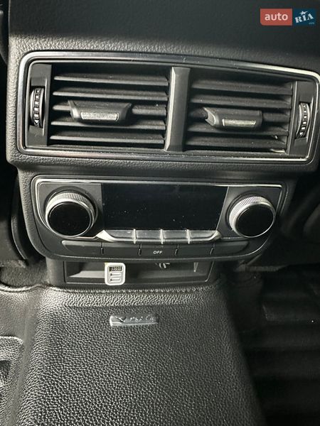 Позашляховик / Кросовер Audi Q7 2017 в Дніпрі