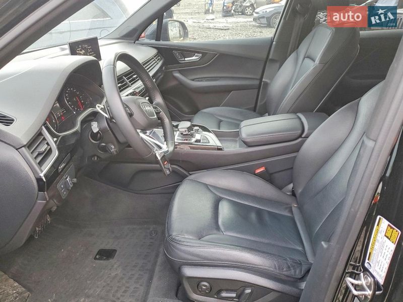 Позашляховик / Кросовер Audi Q7 2018 в Львові