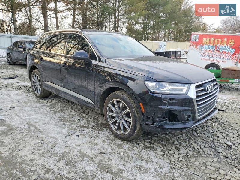 Позашляховик / Кросовер Audi Q7 2018 в Львові