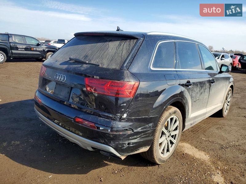 Позашляховик / Кросовер Audi Q7 2019 в Львові