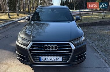 Внедорожник / Кроссовер Audi Q7 2017 в Киеве