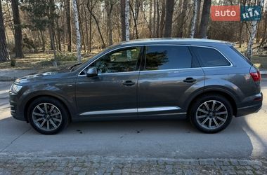 Внедорожник / Кроссовер Audi Q7 2017 в Киеве