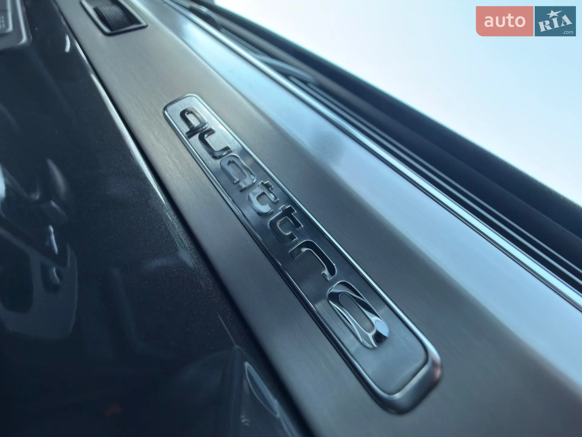 2017 Audi Q7 - мініатюра 43