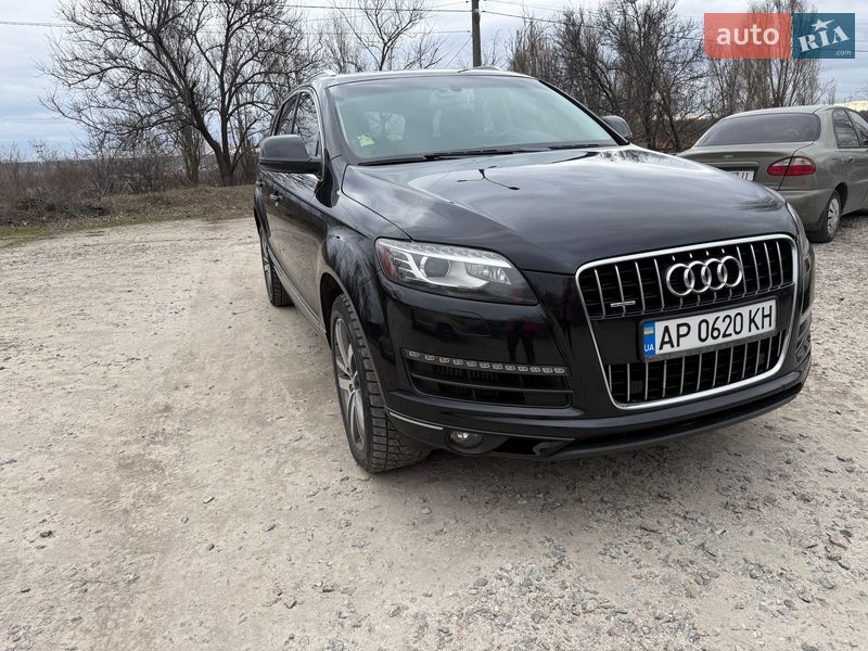 Внедорожник / Кроссовер Audi Q7 2014 в Запорожье