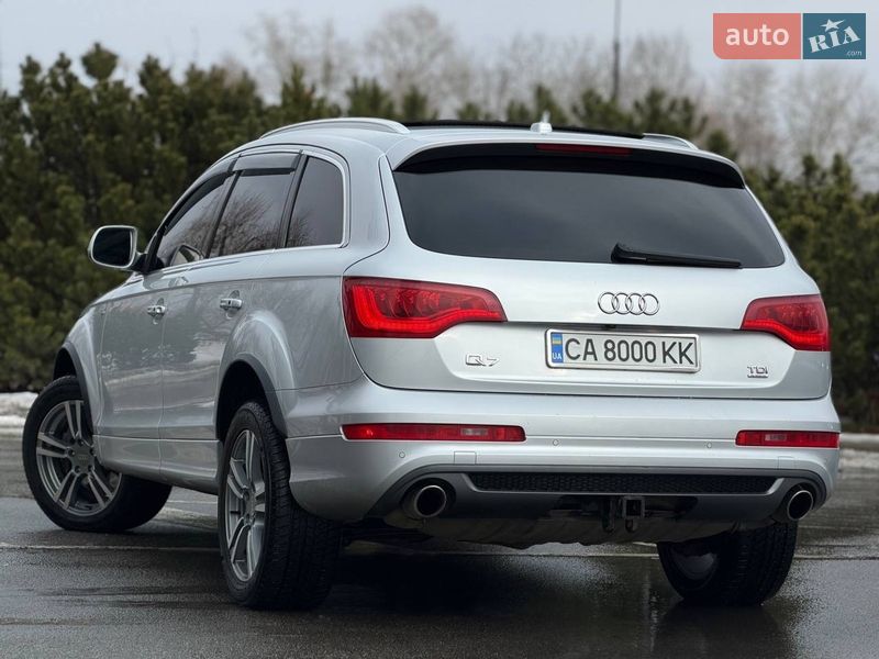 Внедорожник / Кроссовер Audi Q7 2010 в Киеве