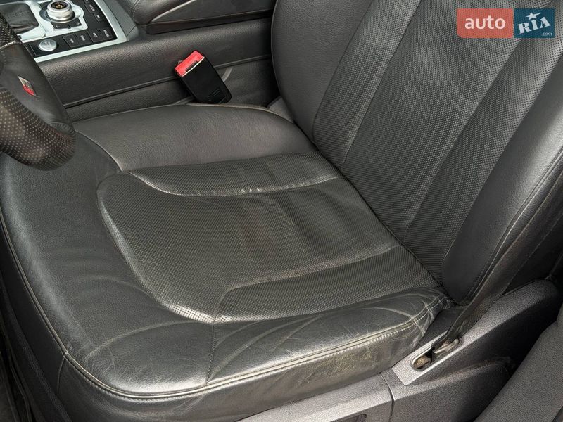 Внедорожник / Кроссовер Audi Q7 2010 в Киеве