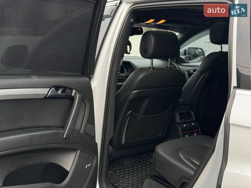 Внедорожник / Кроссовер Audi Q7 2010 в Киеве