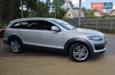 Позашляховик / Кросовер Audi Q7 2009 в Києві